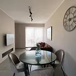 Sea View Duplex Penthouse - Mive アパート *