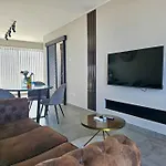 Sea View Duplex Penthouse - Mive アパート マルサスカーラ