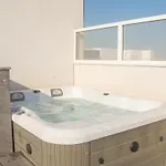 アパート Sea View Duplex Penthouse - Mive *