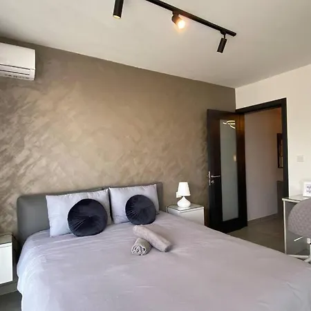 Sea View Duplex Penthouse - Mive Apartment *
