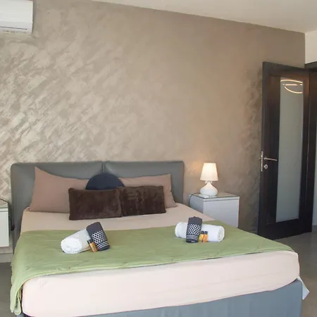 Sea View Duplex Penthouse - Mive Apartment