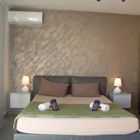 Sea View Duplex Penthouse - Mive *