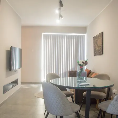 Sea View Duplex Penthouse - Mive Apartament Marsaskala